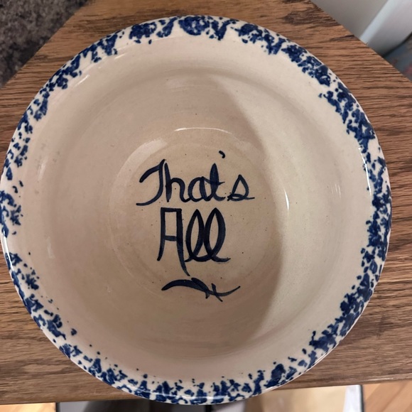 Yesteryears hand thrown Pottery Peanut Bowl - Picture 2 of 4